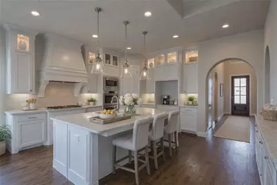 703 Thoroughbred Avenue, Frisco, TX 75036 - Photo 2