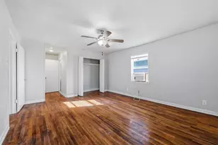 110 Poplar St, Waxahachie, TX 75165 - Photo 16