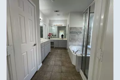 11712 Pheasant Creek Drive, Fort Worth, TX 76244 - Photo 16