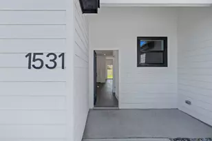 1531 Corona Dr, Granbury, TX 76048 - Photo 4