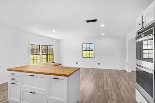 1012 County Rd 701A, Cleburne, TX 76031 - Photo 28