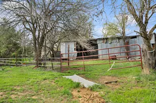 1012 County Rd 701A, Cleburne, TX 76031 - Photo 12