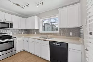 5335 Bent Tree Forest Dr, Dallas, TX 75248 - Photo 16