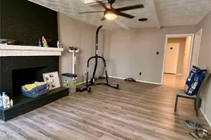 439 Shorewood Dr, Duncanville, TX 75116 - Photo 10