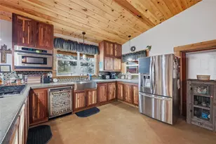 115 Friar Tuck Dr, Gordonville, TX 76245 - Photo 12