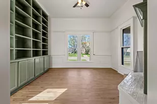 331 W Grand St, Whitewright, TX 75491 - Photo 10