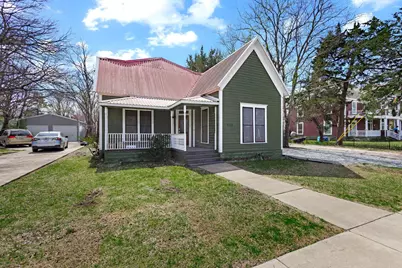 331 W Grand Street, Whitewright, TX 75491 - Photo 1