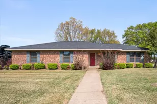 316 McKinney Ave, Corsicana, TX 75110 - Photo 2