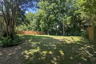 5818 Townshire Rd, Garland, TX 75044 - Photo 34
