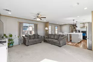 121 Twin Vw Ln, Princeton, TX 75407 - Photo 2