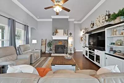 603 Cain Street, Lake Dallas, TX 75065 - Photo 4