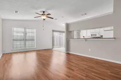 1437 Brook Meadow Circle, Lancaster, TX 75134 - Photo 4