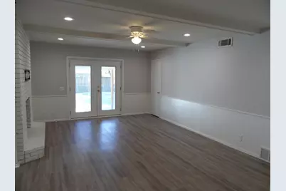 10643 Lakemere Drive, Dallas, TX 75238 - Photo 6