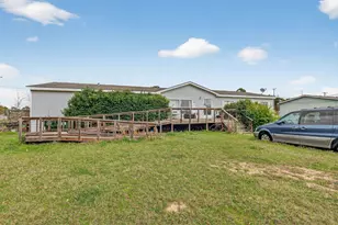 142 Vz County Rd 4830, Ben Wheeler, TX 75754 - Photo 1