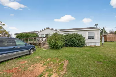 142 Vz County Road 4830, Ben Wheeler, TX 75754 - Photo 2