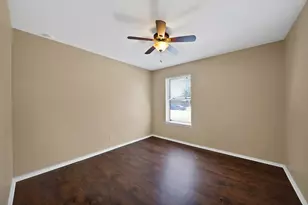 4409 Aspen Way, Haltom City, TX 76137 - Photo 16