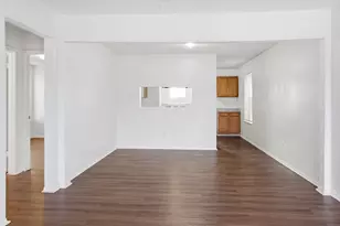 319 Ware Dr, Grand Prairie, TX 75051 - Photo 6