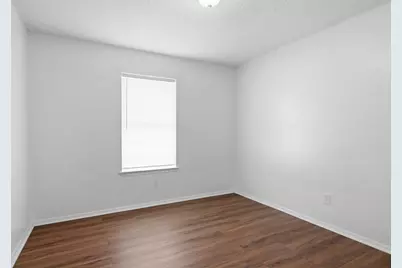 319 Ware Drive, Grand Prairie, TX 75051 - Photo 16