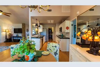 1007 Laguna Vista Court, Granbury, TX 76048 - Photo 14