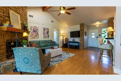 1007 Laguna Vista Court, Granbury, TX 76048 - Photo 10