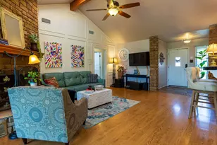 1007 Laguna Vista Ct, Granbury, TX 76048 - Photo 10