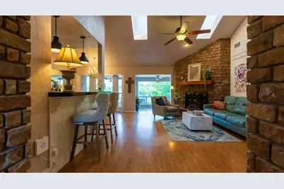 1007 Laguna Vista Court, Granbury, TX 76048 - Photo 8