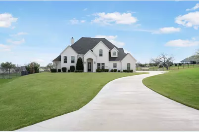 224 Bearclaw Circle, Aledo, TX 76008 - Photo 2