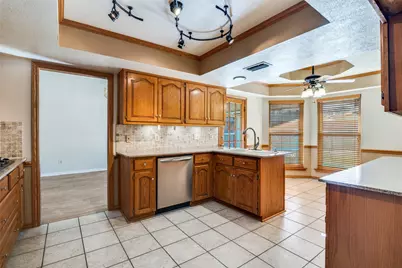 409 Shadow Bend Drive, Richardson, TX 75081 - Photo 10