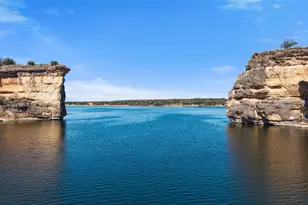 1053 Bluff Creek Dr, Strawn, TX 76475 - Photo 4