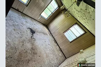 1304 N Wood Street, Cleburne, TX 76033 - Photo 4