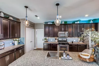 813 Spring Falls Drive, McKinney, TX 75071 - Photo 10