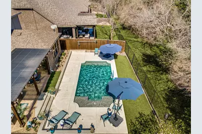 813 Spring Falls Drive, McKinney, TX 75071 - Photo 4