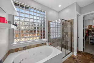 301 Foxcroft Ln, Keller, TX 76248 - Photo 20