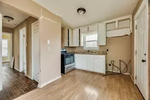 2016 Daniel St, Fort Worth, TX 76104 - Photo 12