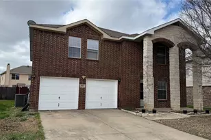 8417 Star Thistle Dr, Fort Worth, TX 76179 - Photo 2