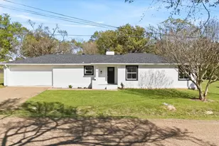 113 E Bayside Dr, Mabank, TX 75156 - Photo 4