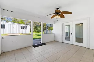 113 E Bayside Dr, Mabank, TX 75156 - Photo 34