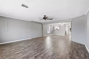 533 Eagles Way, Springtown, TX 76082 - Photo 16