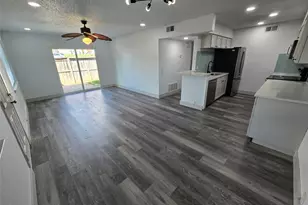 2719 Stonehaven Ct, Irving, TX 75038 - Photo 2