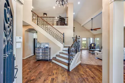 3807 Keystone Court, Carrollton, TX 75007 - Photo 4