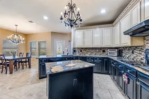 3807 Keystone Ct, Carrollton, TX 75007 - Photo 14