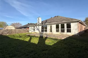 1602 Crestmeadow Ln, Mansfield, TX 76063 - Photo 22