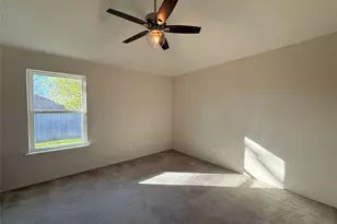 1602 Crestmeadow Ln, Mansfield, TX 76063 - Photo 18