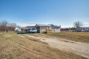 9691 Blubaugh Rd, Justin, TX 76247 - Photo 2