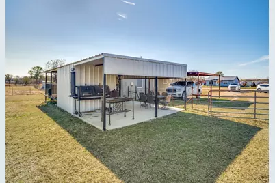 9691 Blubaugh Road, Justin, TX 76247 - Photo 22