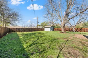 104 E Santa Anna Dr, Robinson, TX 76706 - Photo 36