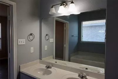 6436 Waterhill Lane, Fort Worth, TX 76179 - Photo 14