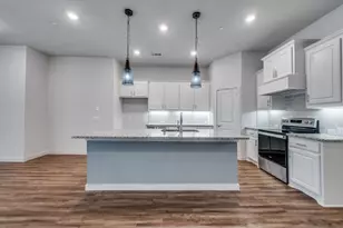 7228 Merlot Pl, Grand Prairie, TX 75054 - Photo 4