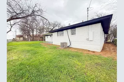 1412 Grantland Circle, Fort Worth, TX 76112 - Photo 30