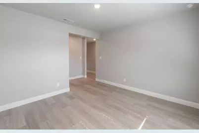 909 Elijah Lane, McKinney, TX 75069 - Photo 6